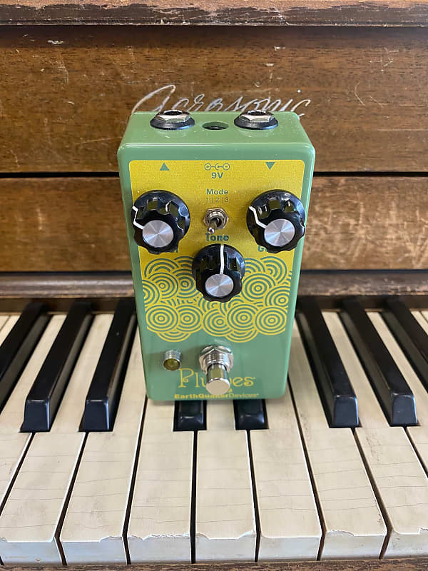 EarthQuaker Devices Plumes Small Signal Shredder