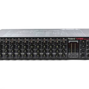 Roland M-12E 16チャンネルミキサー Roland M-12E 16チャンネルミキサー 配信機器・PA機器