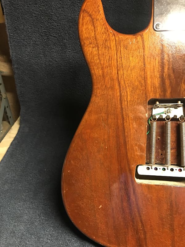 Bluesman Vintage guitarsレリックストラトキャスターUSA Bluesman Vintage Stratocaster Solid mahogany Light relic