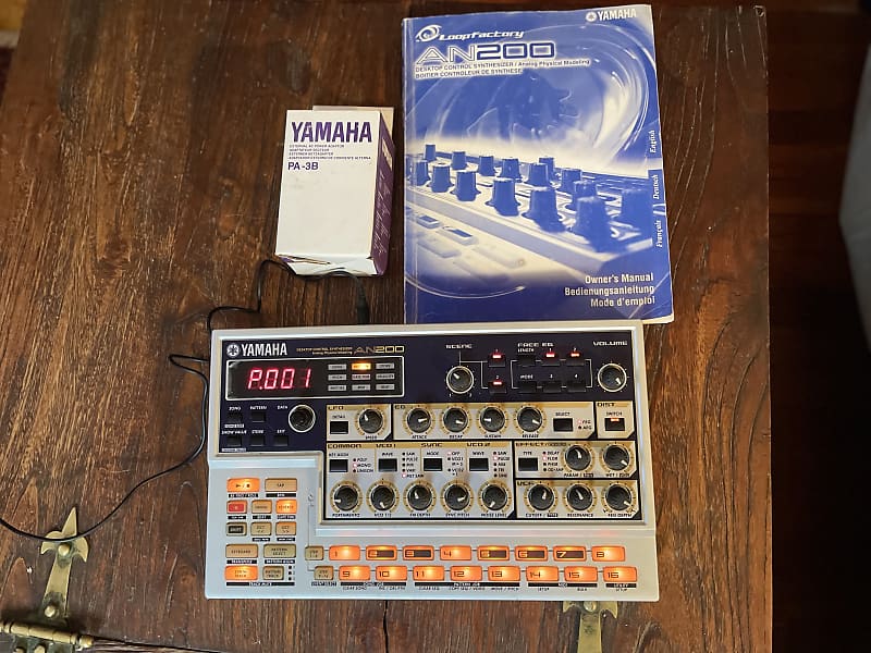 Yamaha AN200 Desktop Synthesizer | Reverb
