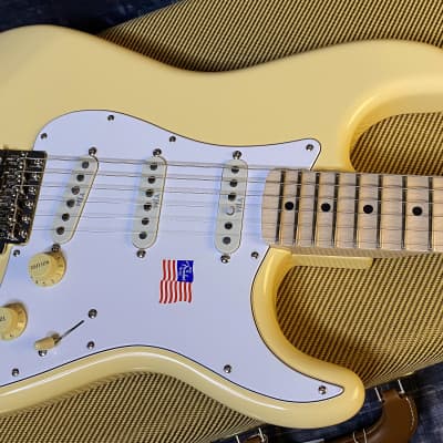 NEW!! 2023 Fender Yngwie Malmsteen Artist Series Signature Stratocaster - Vintage White - Authorized Dealer!! RARE! In Stock - 8.1lbs - G02296 image 3