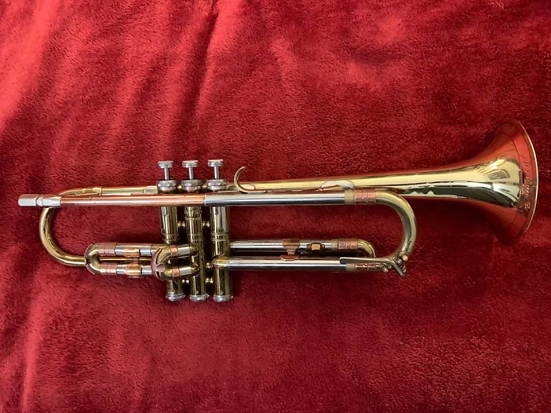 Getzen Super Deluxe Tone Balanced Trumpet
