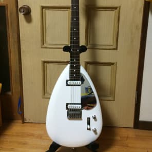 Phantom Guitar Works Brian Jones Vox Teardrop White w/OHSC | Reverb