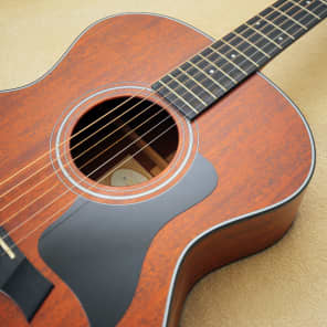 Taylor 324 in Excellent Condition! image 1
