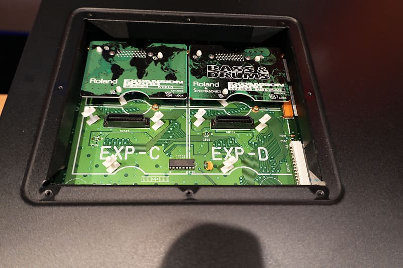 Roland JV-1080 シンセサイザーモジュール Amazon | Roland / JV-1080 ローランド 音源モジュール