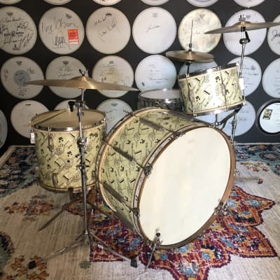 Ludwig and Ludwig  Original 1942 Top Hat and Cane 26,13,16 Stunning! image 1