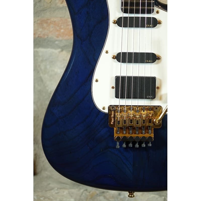 Valley Arts M series☆極上キルトネック！！☆トラ目 EMG Valley Arts