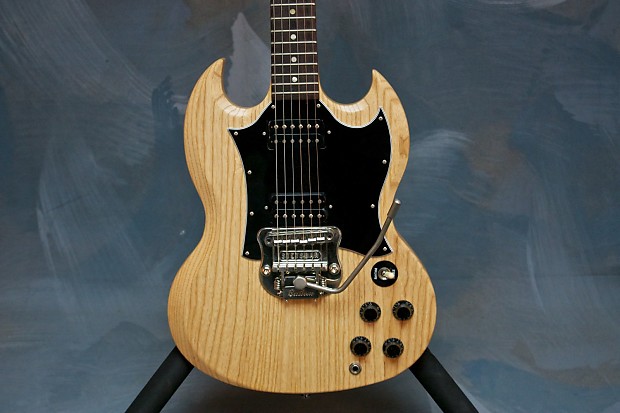 【豊富な低価】Gibson USA SG STETSBAR / ギブソン USA ステッツバー 2001年製 ラッカー塗装 トレモロ ハードケース付き ギブソン