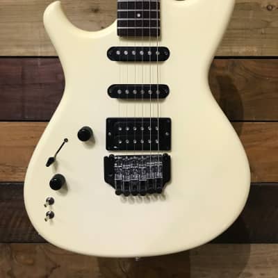 Aria Pro II Mega Metal Stage III in White (LH) 1980's MIJ image 7