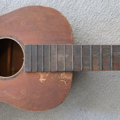 Vintage 1930s Supertone Hawaiian Acoustic Parlor Guitar Stencil Beatup Worn In Prop Artwork image 4