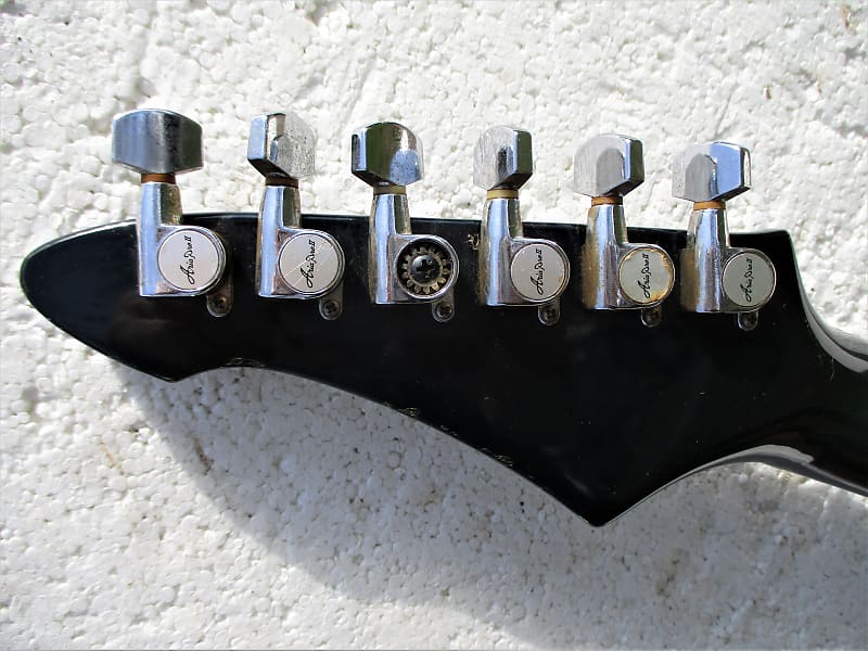 国産 AriaProⅡ INAZUMA V 1983年製 ジャパンビン Aria Pro II RS INAZUMA V 1983年製 Electric Guitar（中古/送料