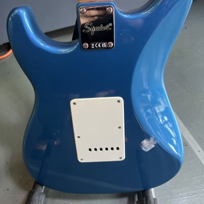 Squier Stratocaster - Blue sparkle image 7