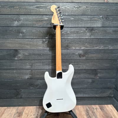 Fender Squier Contemporary Stratocaster Special Electric Guitar - White image 10
