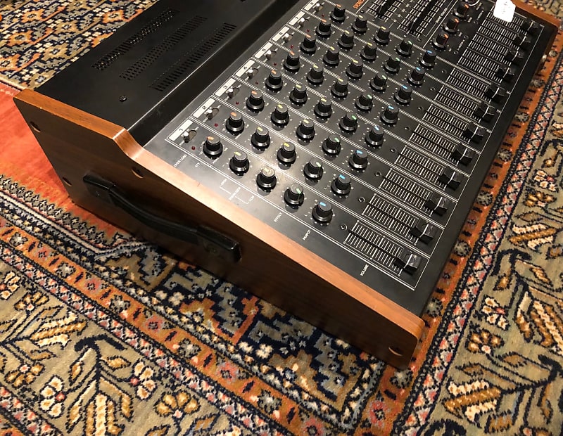 Roland PA-250 - vintage analog mixer demo - YouTube