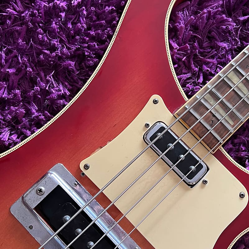 ベース GRECO RB-700 1982 RICKENBACKER BASS OHSC Greco RB-700 Rickenbacker Bass 1982 Fire Glow w/ Original