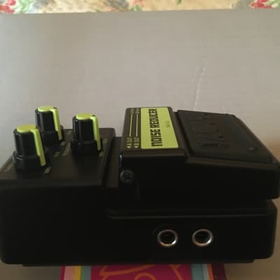 Yamaha NR-100 Vintage Stereo Noise Reducer 2005 + Harman 9volt Quality Adaptor, Both New! image 6