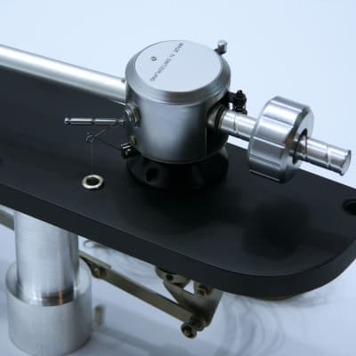 Thorens TP14 tonearm with TD124 board image 4