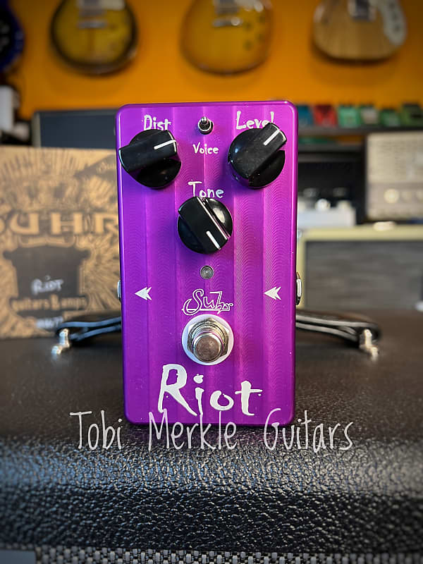 Suhr Riot