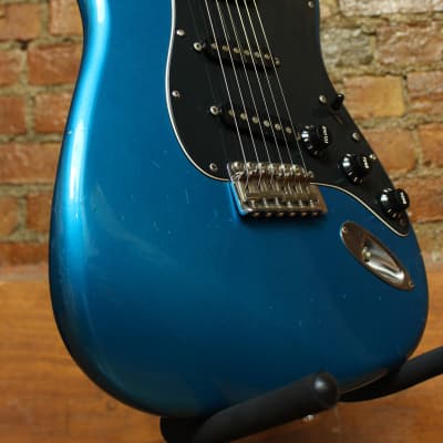Fender Stratocaster Made in Japan 1984-1987 - Metallic Blue image 7