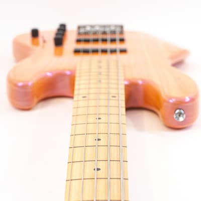 Jeremy 5-String Fretless Jazz Bass w/ Pearlescent Fuschia Finish, 35” Scale image 7