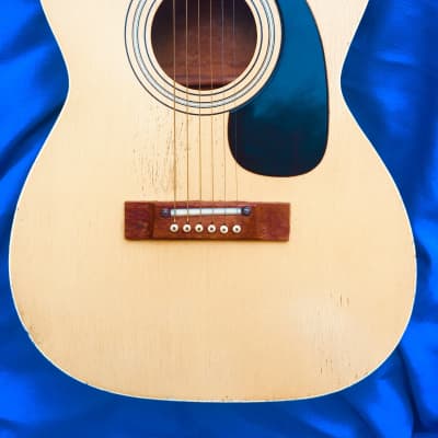 Vintage Harmony classic flattop guitar (Late 60s - Early 70s) image 3