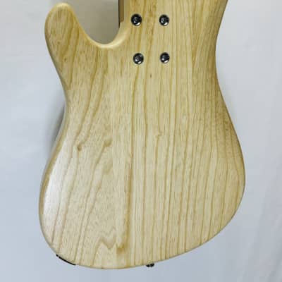 G Handcrafted (Custom built) 2023 SSB-1 Short Scale Bass image 6