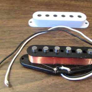 Fender Single Classic 50's Pickup 5.62 K Ohms 8" wire image 2