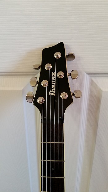 Ibanez SZ320 Electric Guitar Duncan/Ibanez Pickups | Reverb