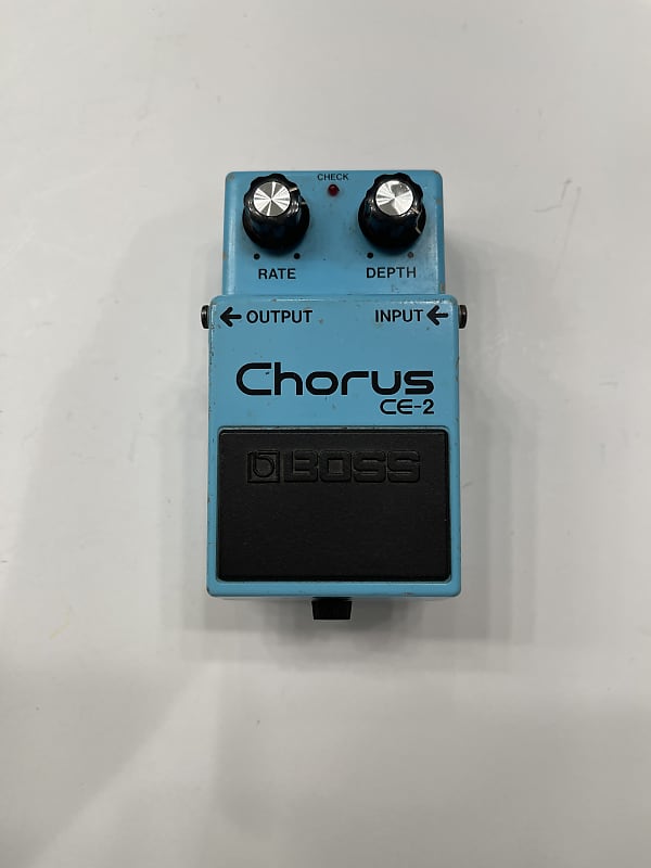 Boss CE-2