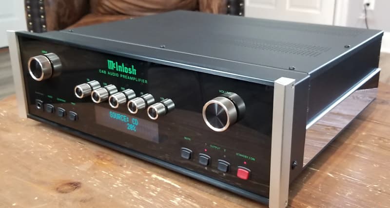 McIntosh - C48 - Preamplifier with DAC