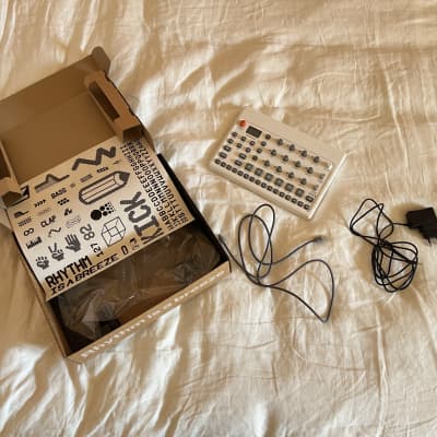 Elektron Model:Samples 2019 - 2020 - White image 4