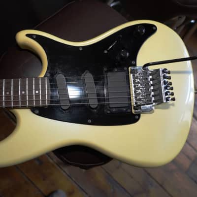 Ibanez RS430-WH Roadstar II Deluxe 1984 - 1985 - White Iridescent image 12