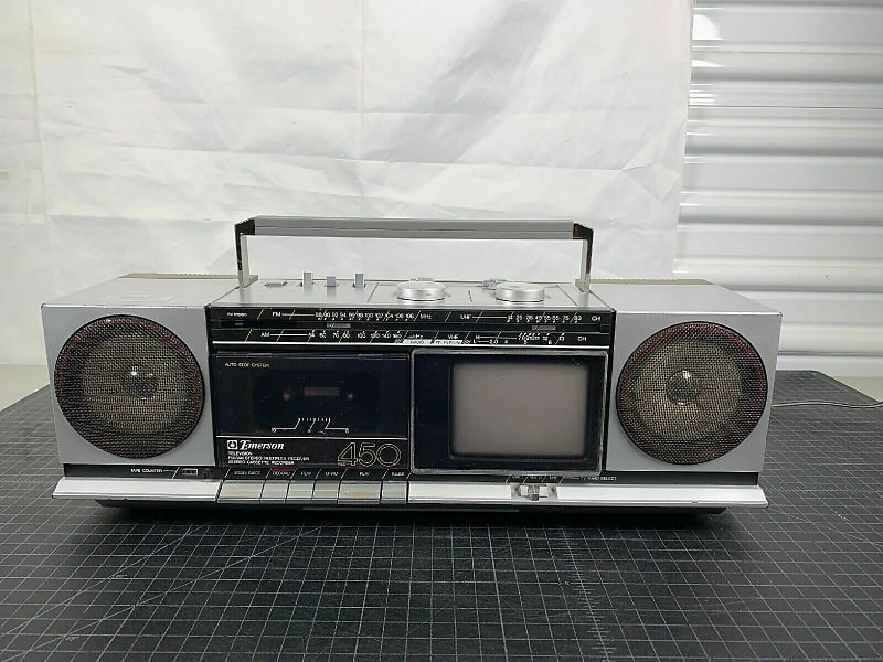 Emerson XLC450A 4.5 B&W Portable Tv Stereo fm-am Radio Stereo Cassette Recorder image 1
