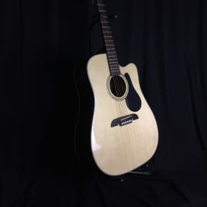 Alvarez RD27CE Regent Acoustic-Electric Guitar Natural