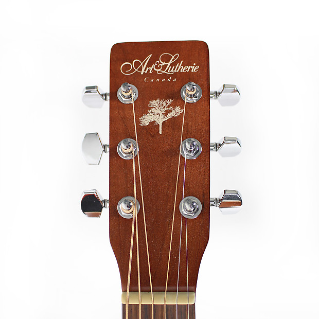 Art & Lutherie Cedar Dreadnought Acoustic Guitar in Antique