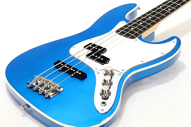 Fender aerodyne clearance bass blue