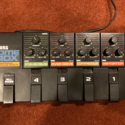 Korg PME-40x 1980s Modular Multi Effects Pedal Board (Digital 