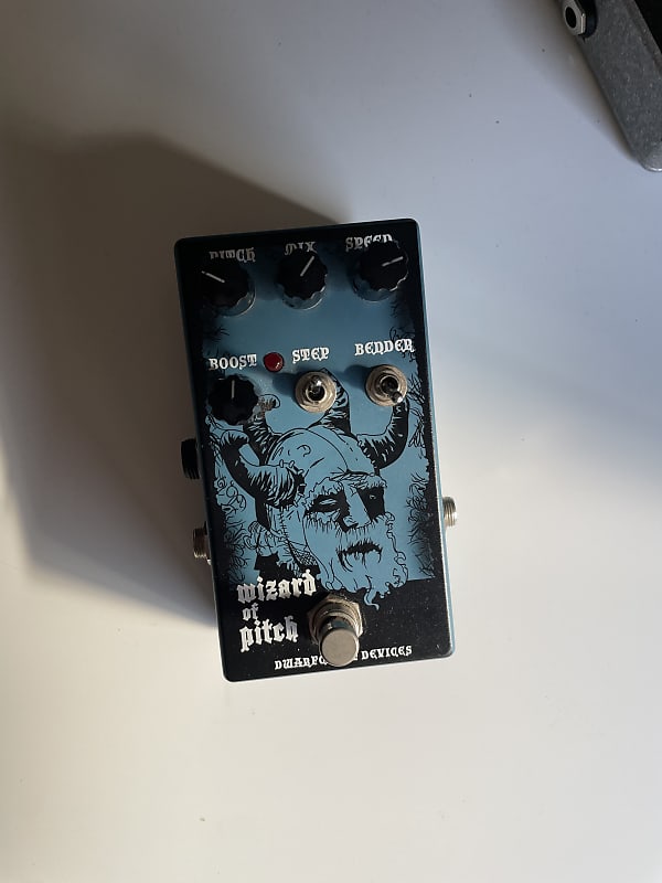ギター Dwarfcraft Devices Wizard of Pitch Dwarfcraft Devices Wizard of Pitch Pink Guitar Pedal (rare