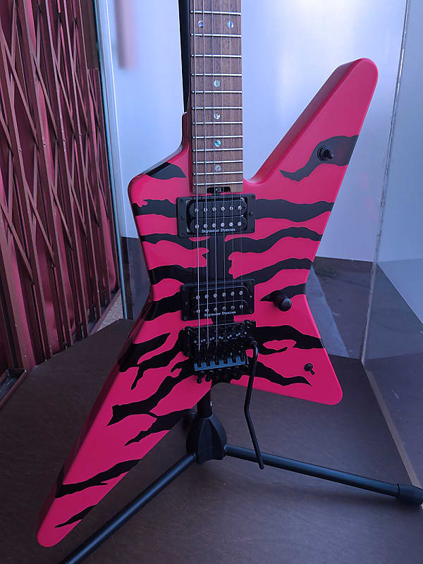 2015 Edwards by ESP E-RS-160R Random Star, Neon Pink With George Lynch  Tiger Pattern, Unplayed