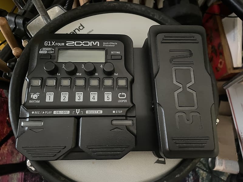 Zoom G1X Four
