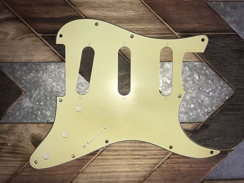 Real Life Relics Mint Green Stratocaster® Pickguard 3 Ply 11 Hole SSS   [PGE4] image 1