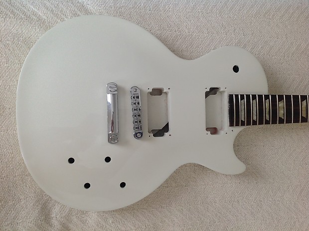 New Refinished Gibson Les Paul LPJ 2013 Alpine White body