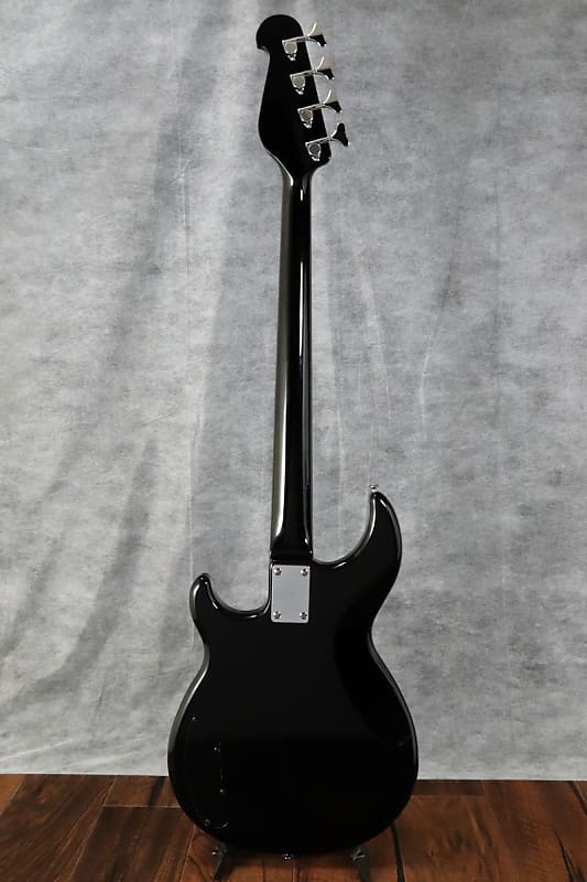 YAMAHA BB V Black (S/N:142824) (09/13) | Reverb Canada