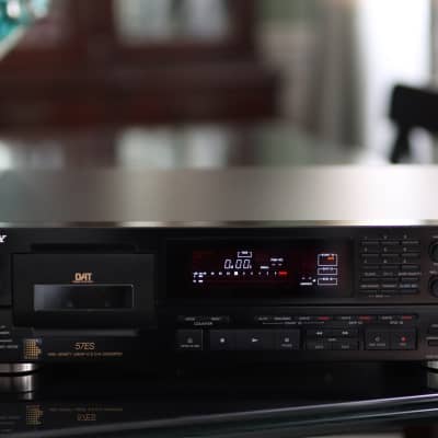Sony DTC-75ES DAT Digital Audio Tape Deck Mint condition image 16