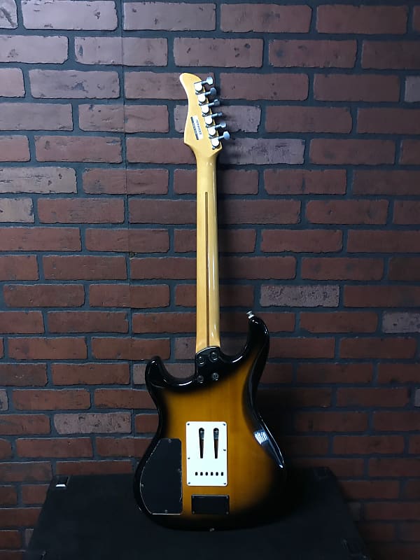 逸品　Fernandes RETROROCKET PRO サスティナー Fernandes Retrorocket Pro Sustainer Metalic Blue | Reverb