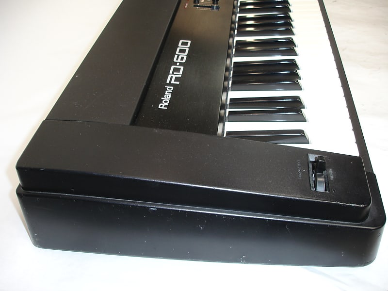 名機 Roland ローランド RD-600 電子ピアノ88鍵ローランド - 鍵盤楽器