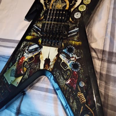 Dean Dimebag Razorback Skulls Lefty w/ Hardcase | Reverb