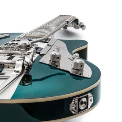 Duesenberg  Alliance Series Mike Campbell 40th Anniversary Catalina Green/White image 5