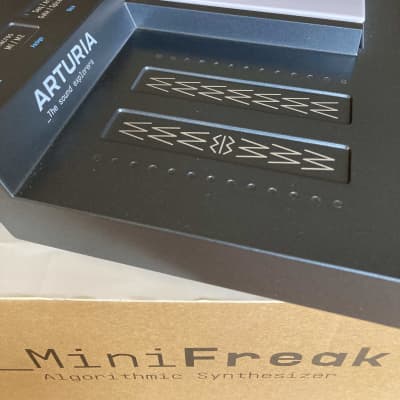 Arturia MINIFREAK image 12