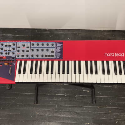 Nord Lead 2X 20-Voice Polyphonic Synthesizer - Excellent - w/Hard Case